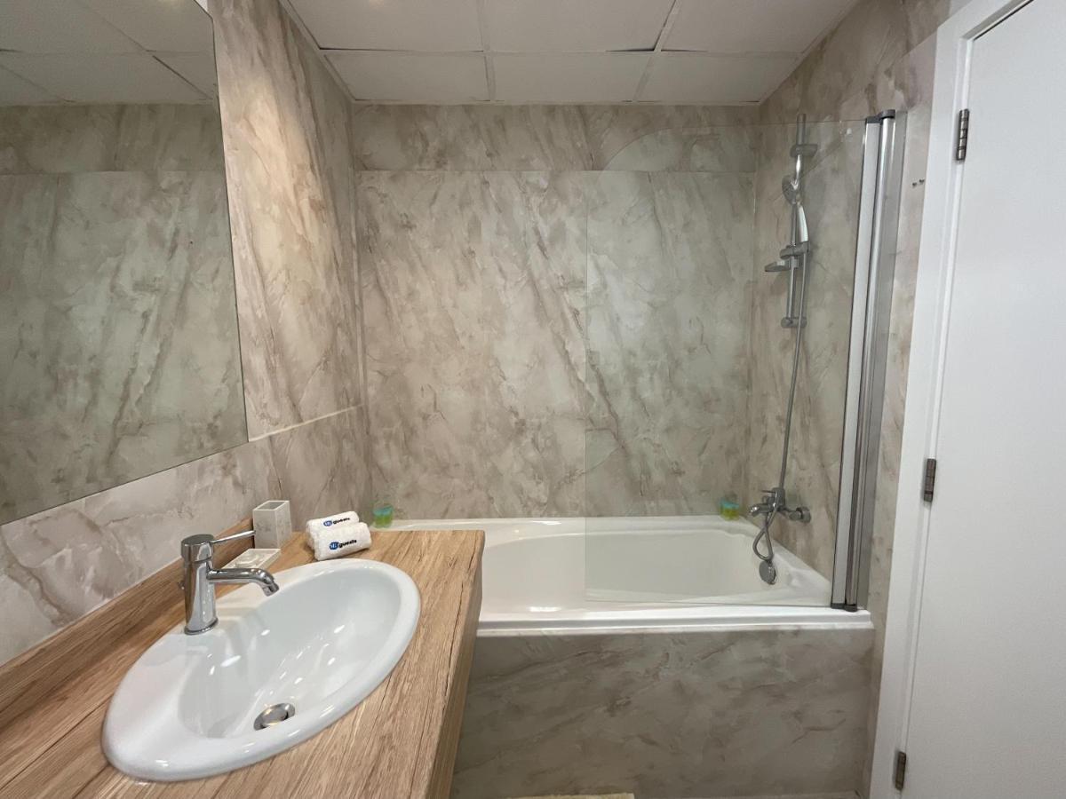 Higuests - Amazing Sea Views From This 2Br Apt In Jbr Dubai Exterior photo